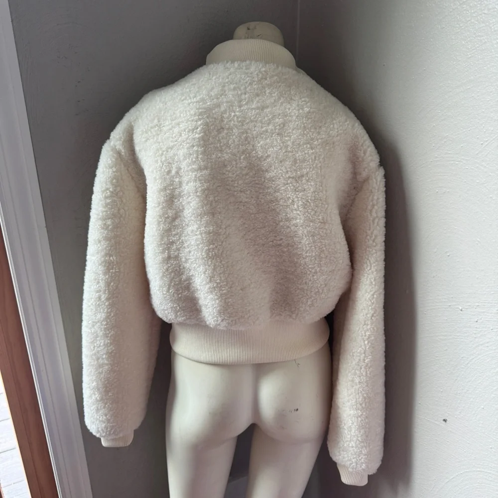 Blue Tilley x BARlll winter white thick fleece short winter coat size Xs